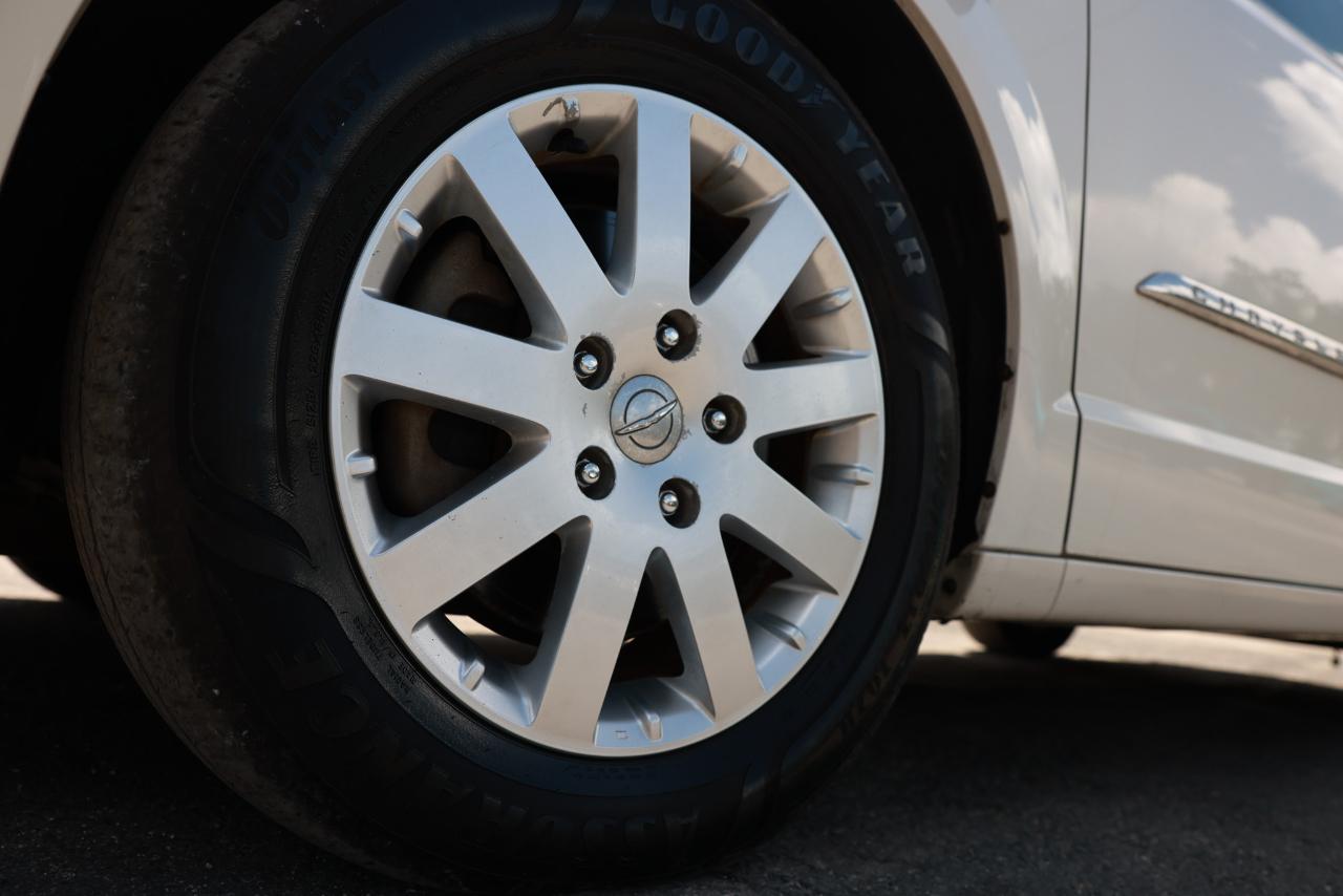 Chrysler Town & Country  2013