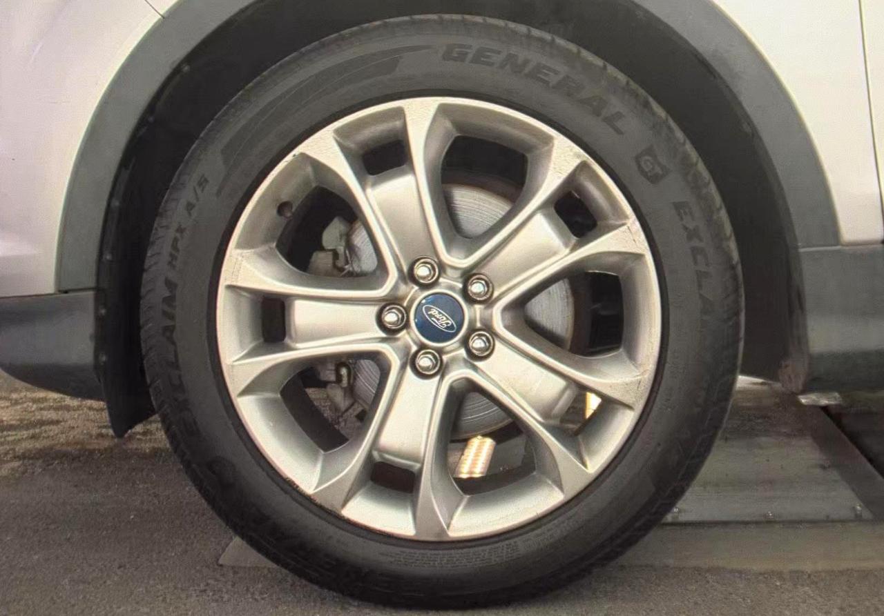 Ford Escape  2013
