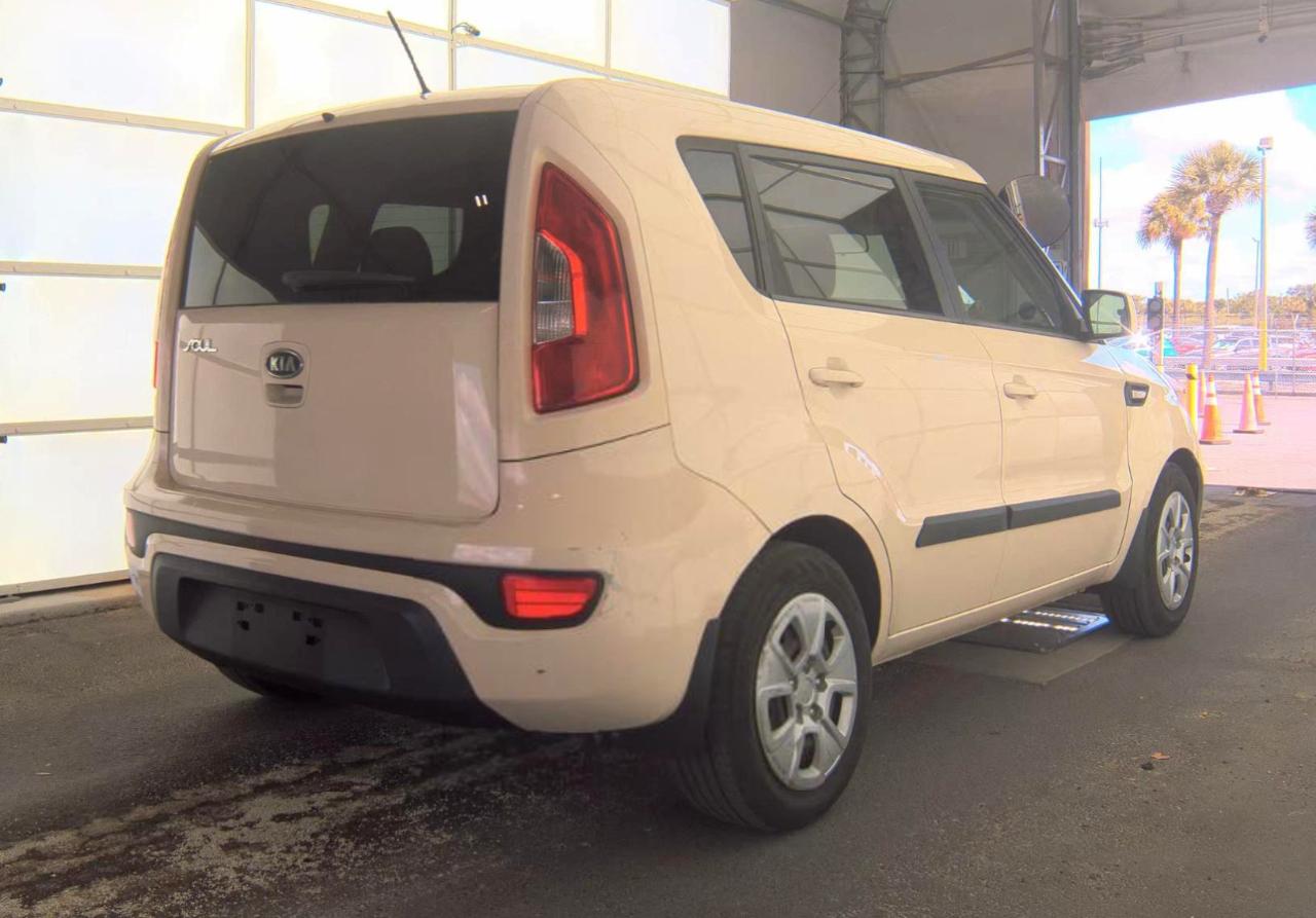 Kia Soul  2012