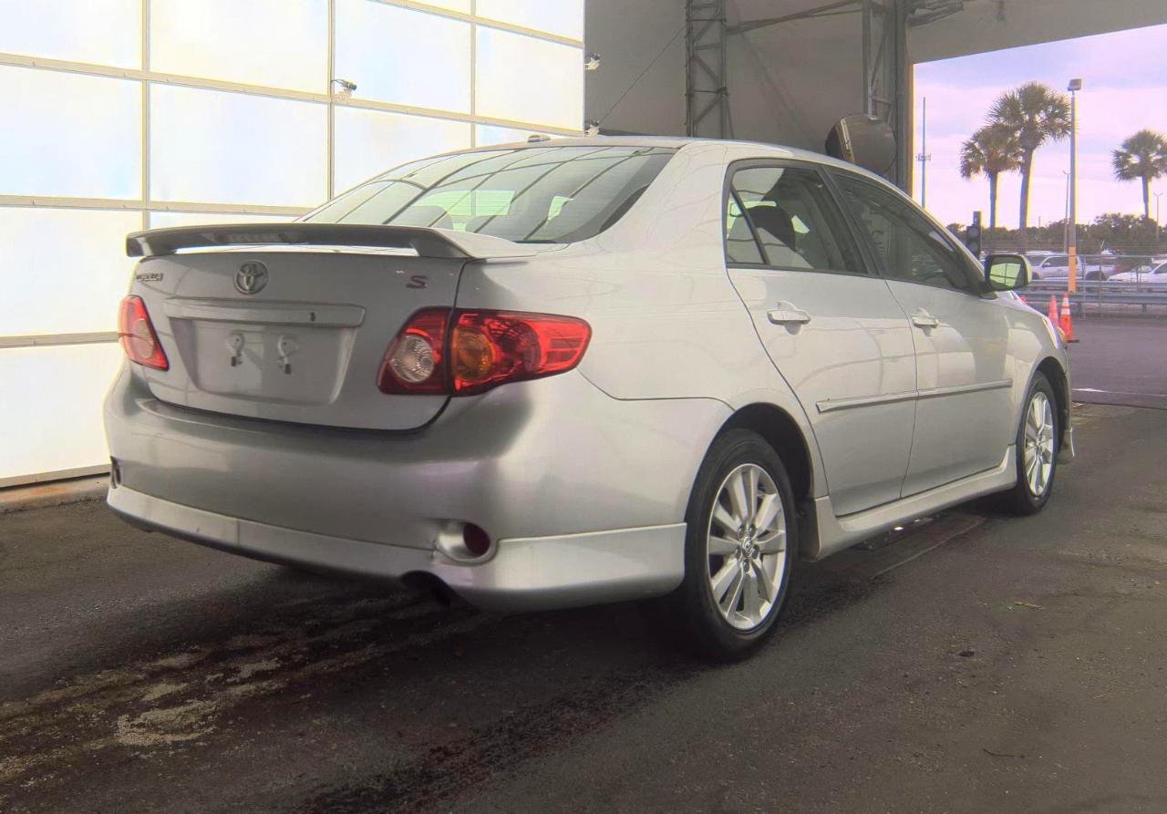 Toyota Corolla  2009