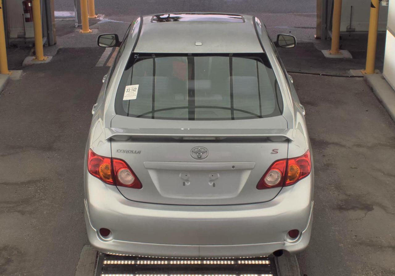 Toyota Corolla  2009