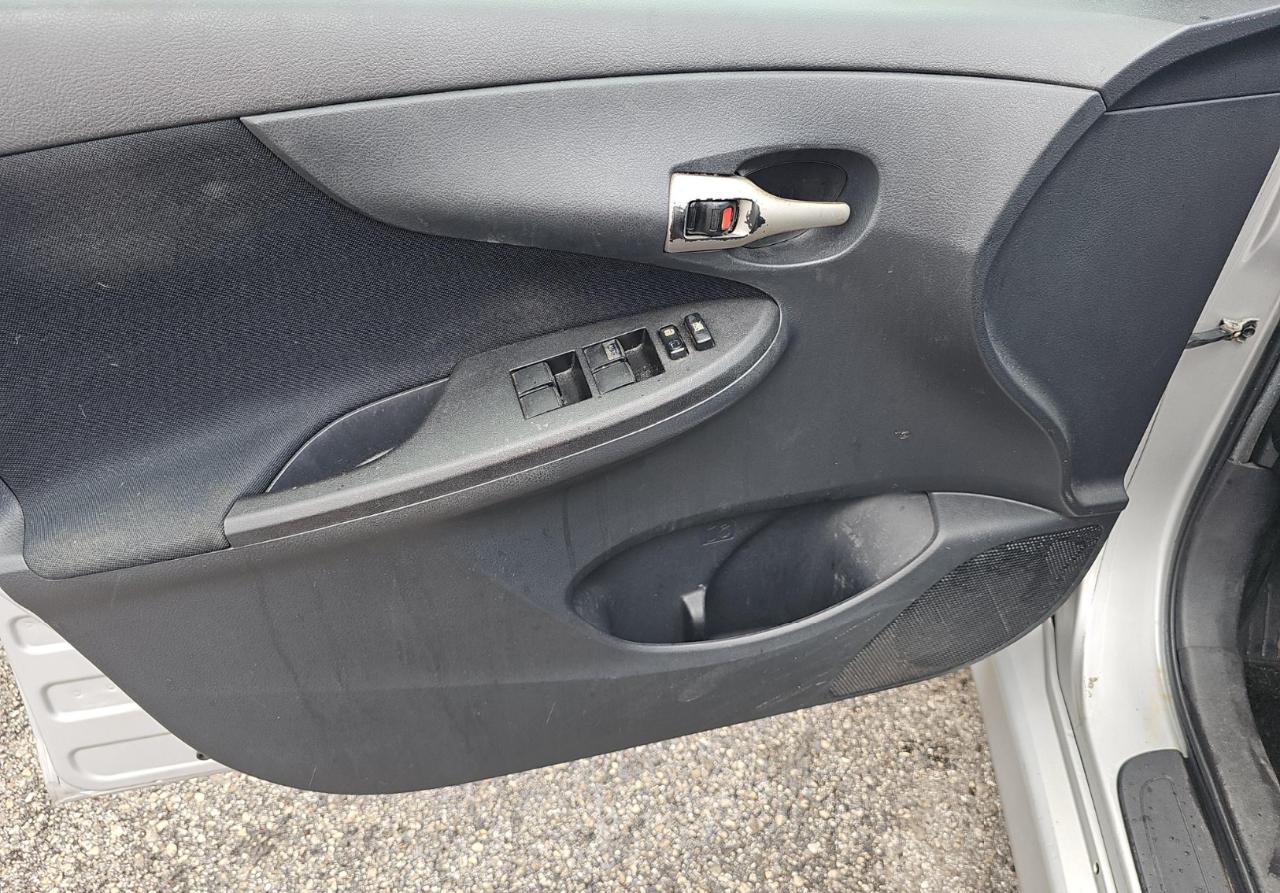 Toyota Corolla  2009