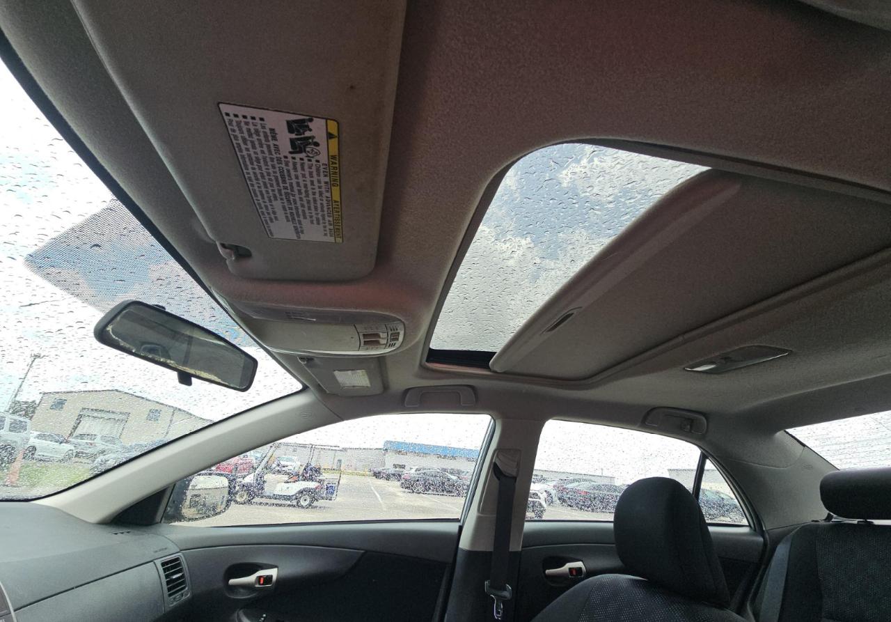 Toyota Corolla  2009