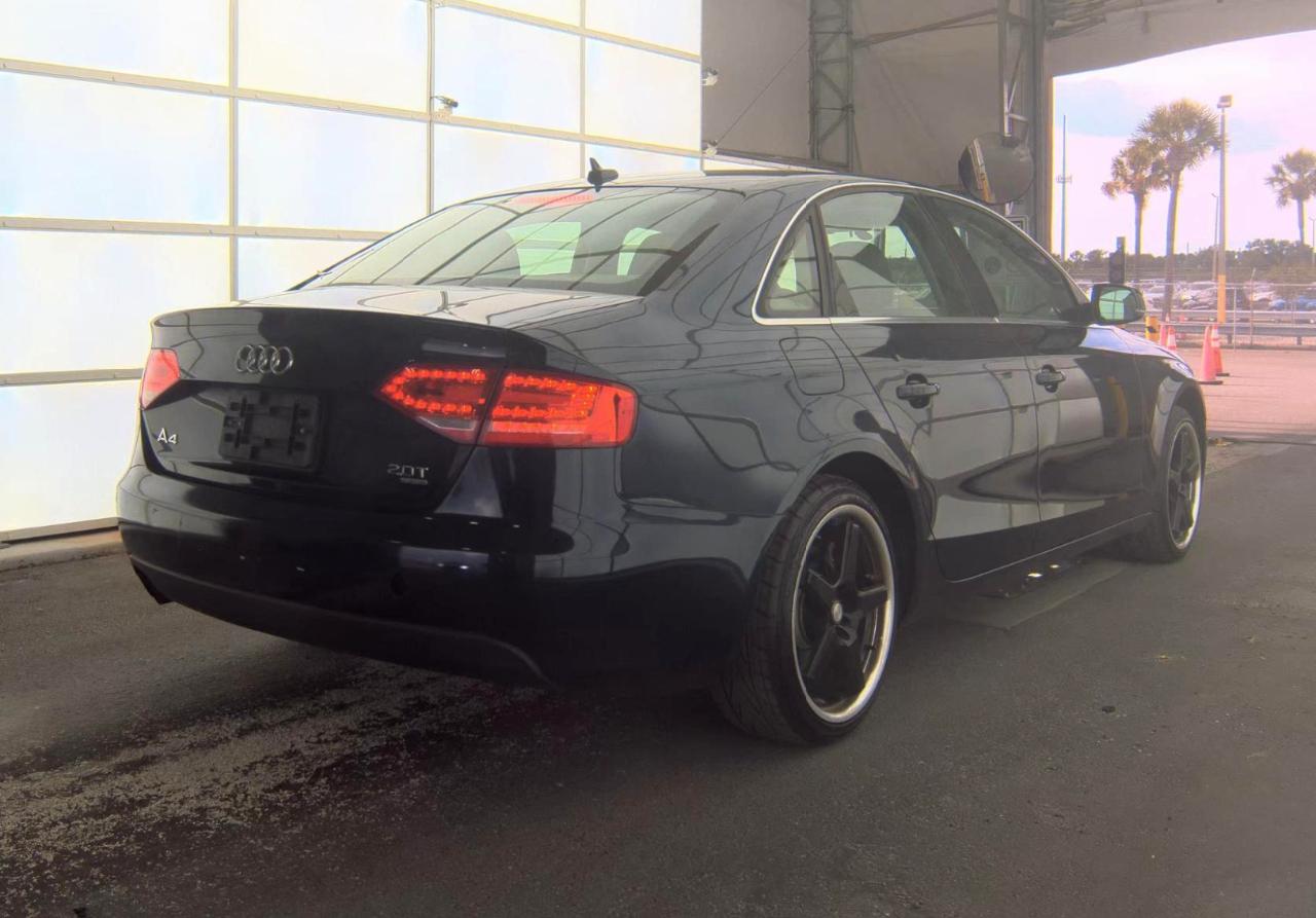 Audi A4  2011