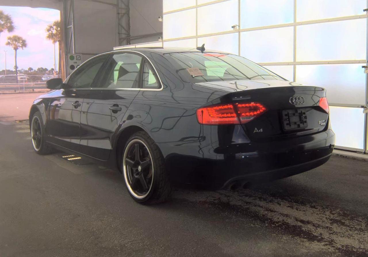 Audi A4  2011