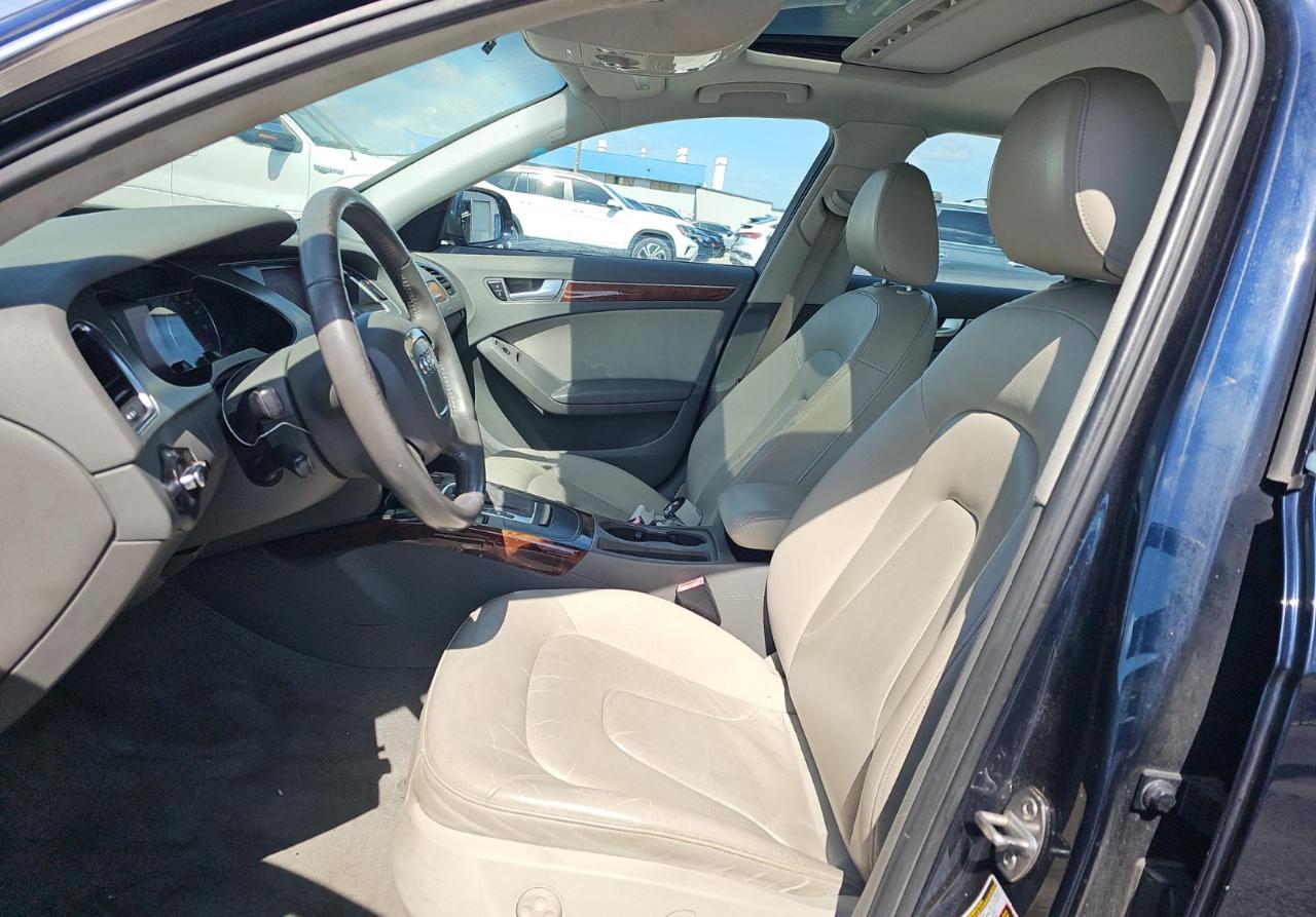 Audi A4  2011
