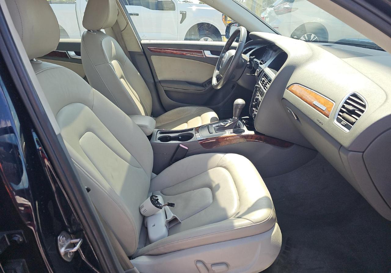 Audi A4  2011