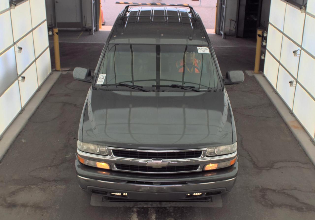 Chevrolet Tahoe  2002