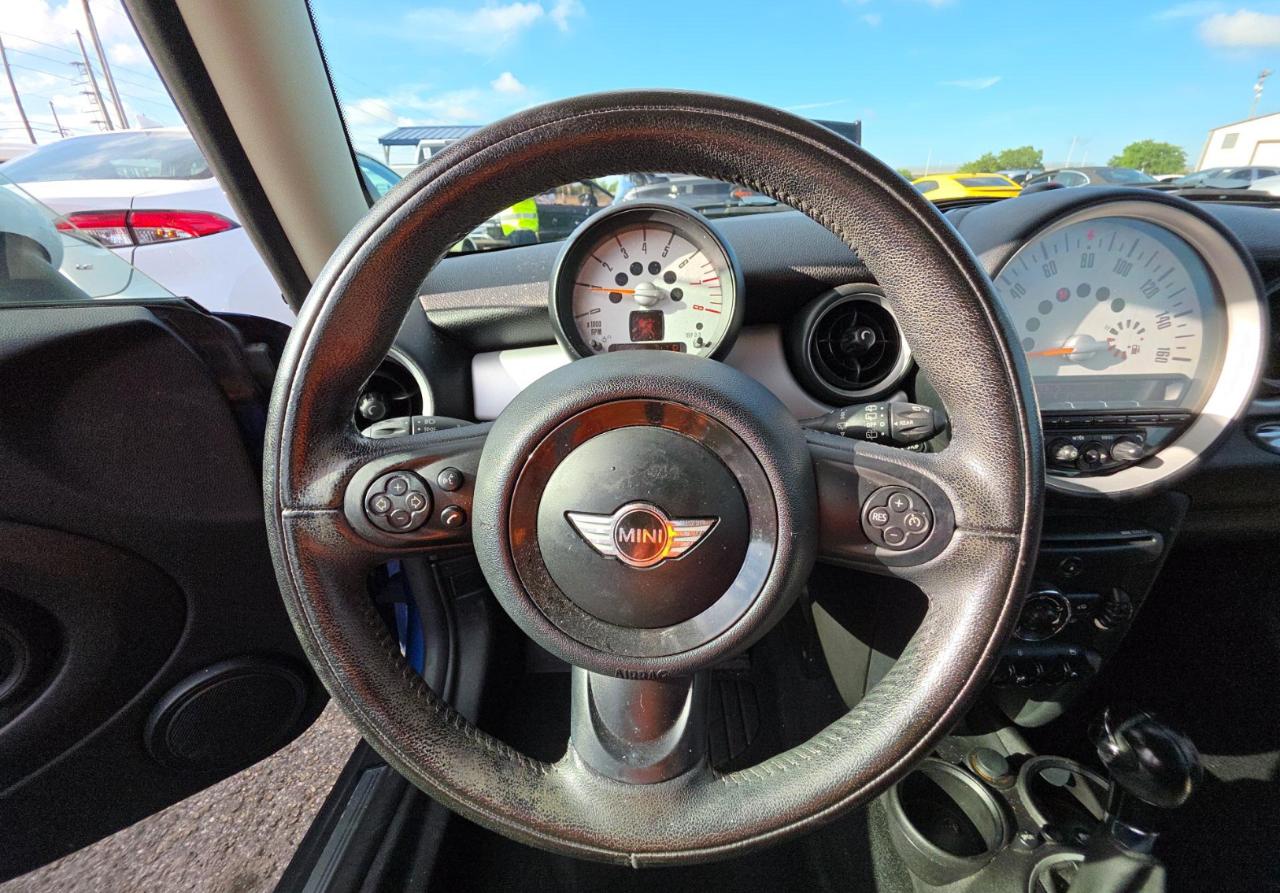 MINI Cooper Hardtop  2013