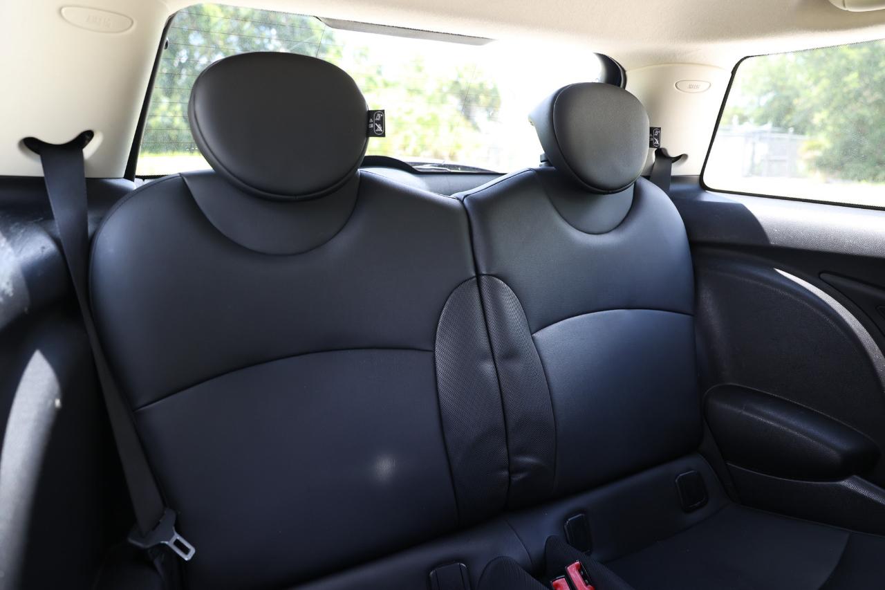 MINI Cooper Hardtop  2013