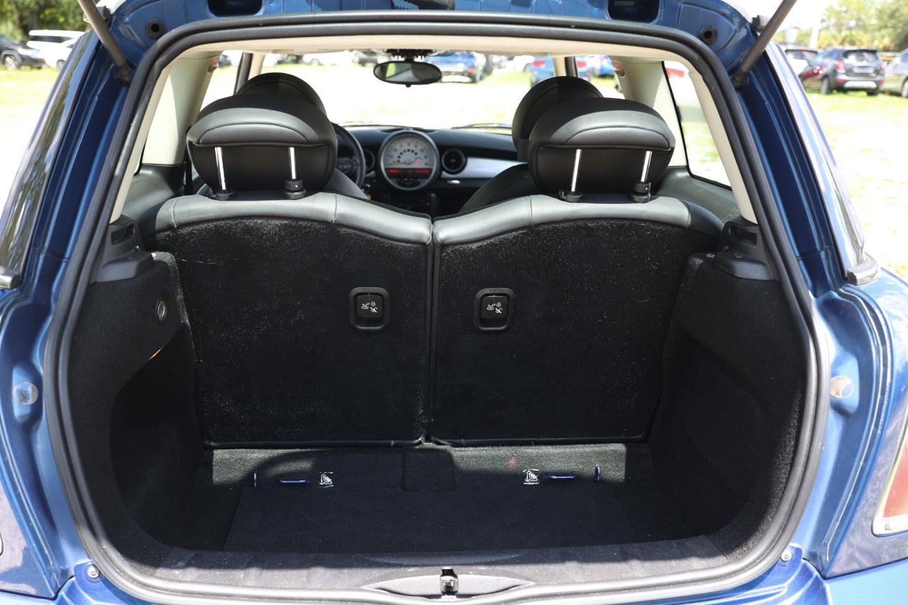 MINI Cooper Hardtop  2013