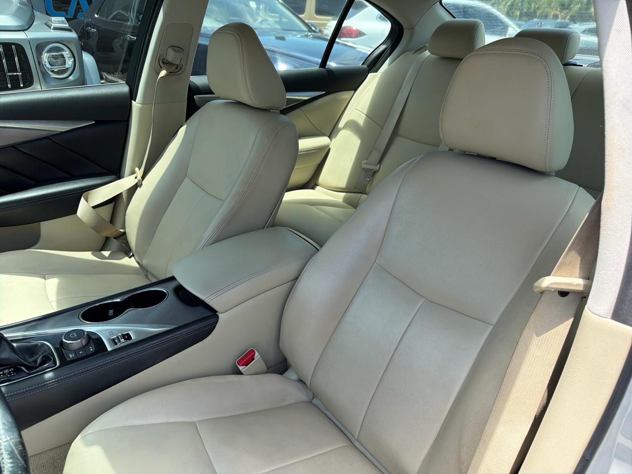 Infiniti Q50 Premium 2014
