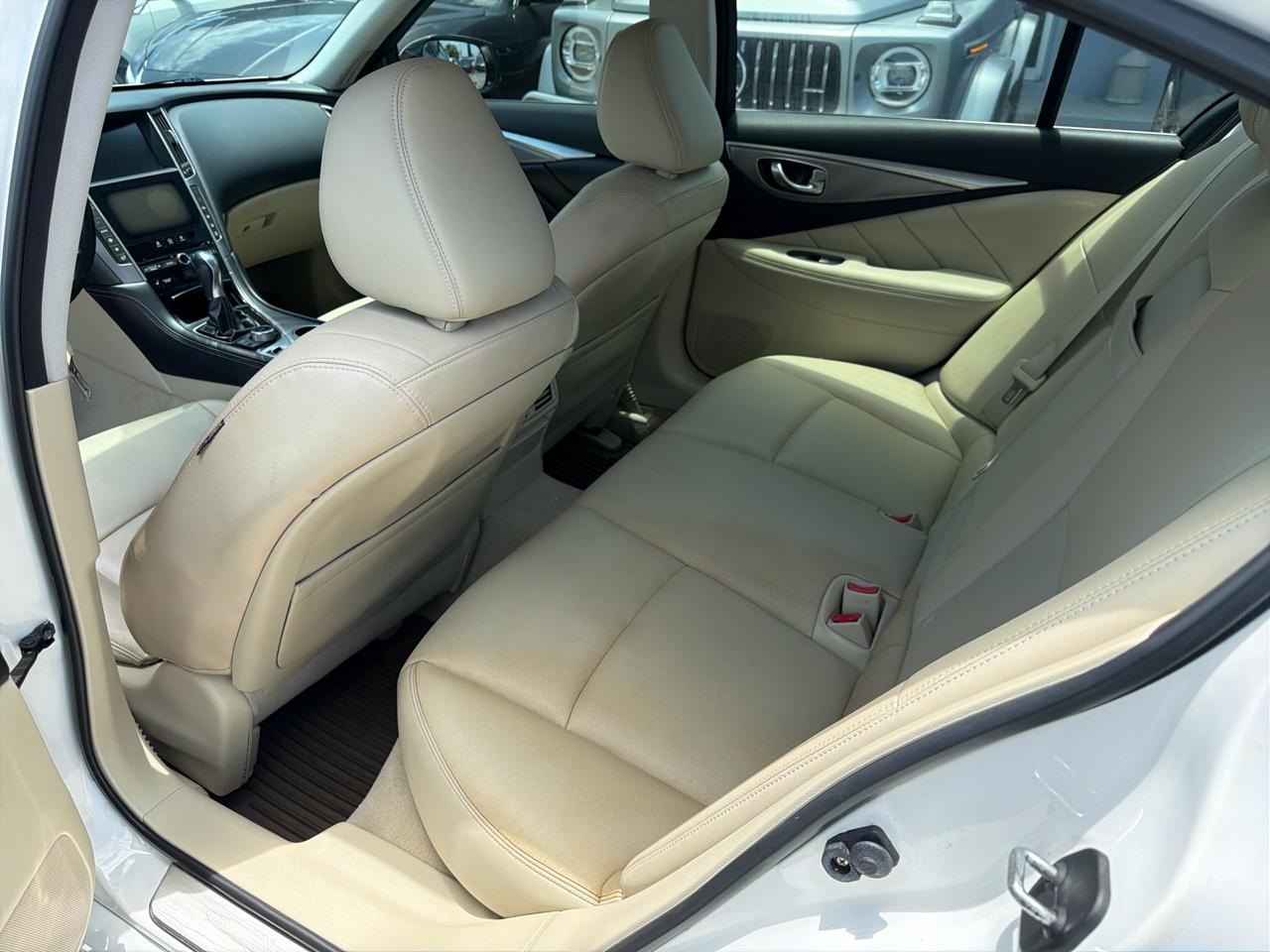 Infiniti Q50 Premium 2014