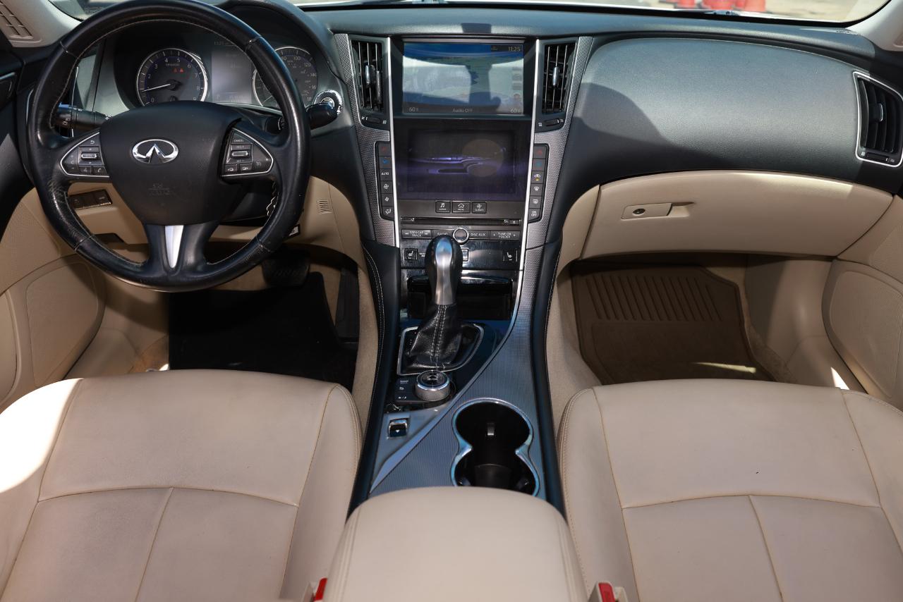 Infiniti Q50 Premium 2014