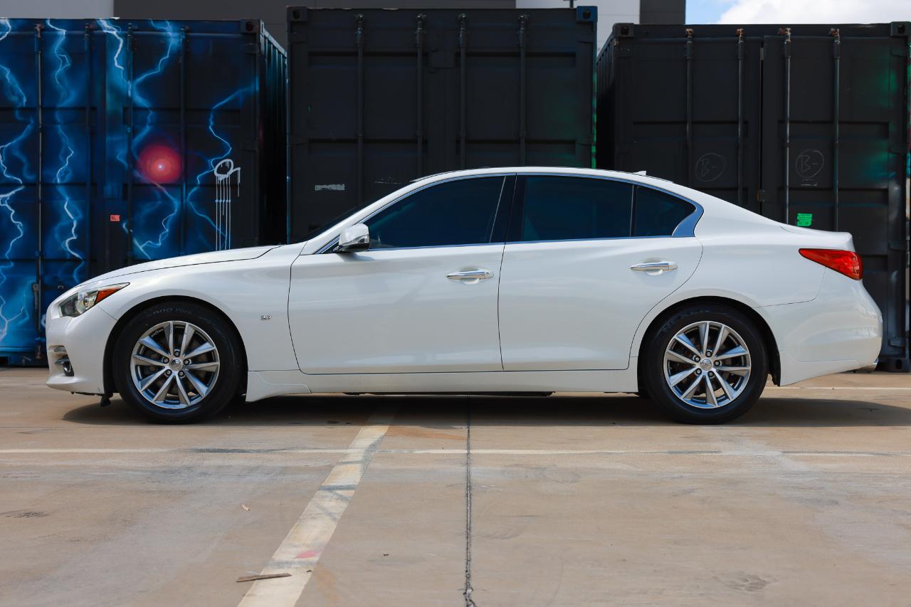 Infiniti Q50 Premium 2014
