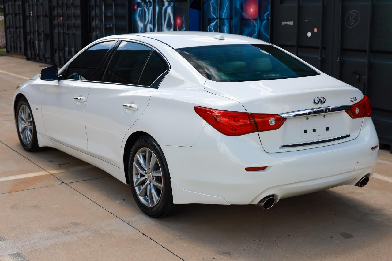 Infiniti Q50 Premium 2014