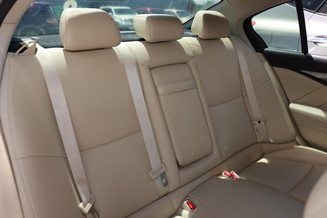 Infiniti Q50 Premium 2014
