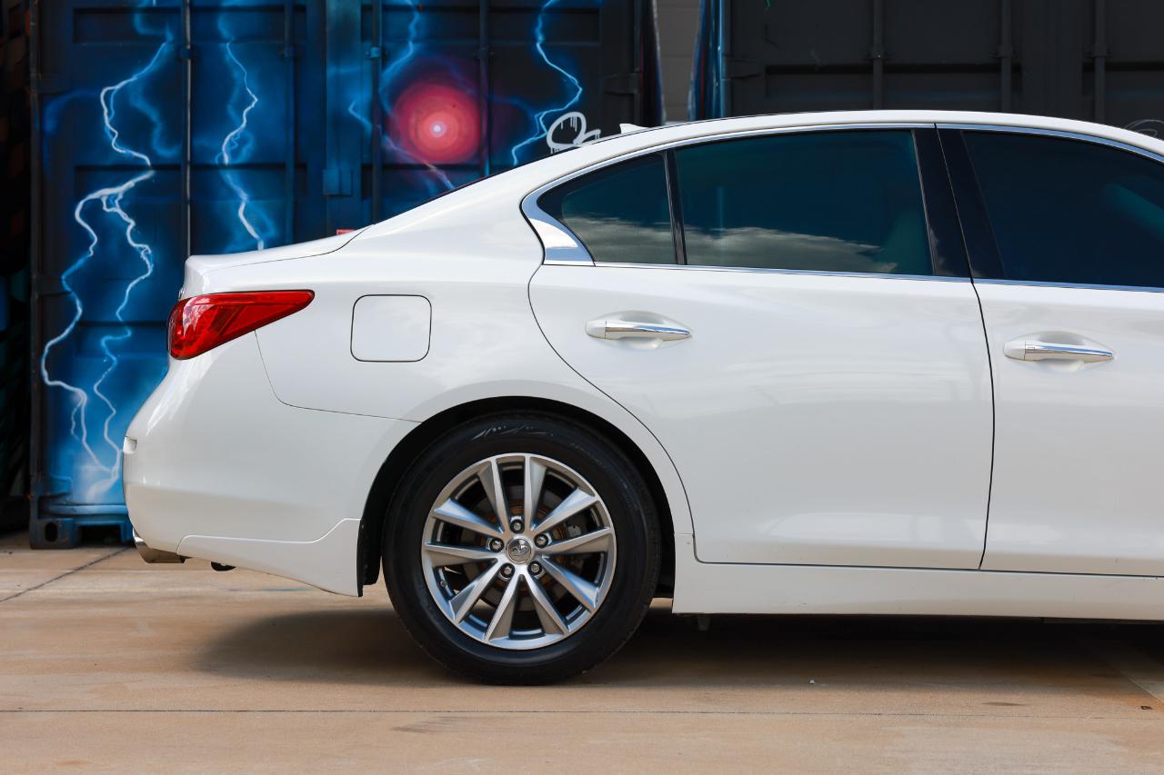 Infiniti Q50 Premium 2014