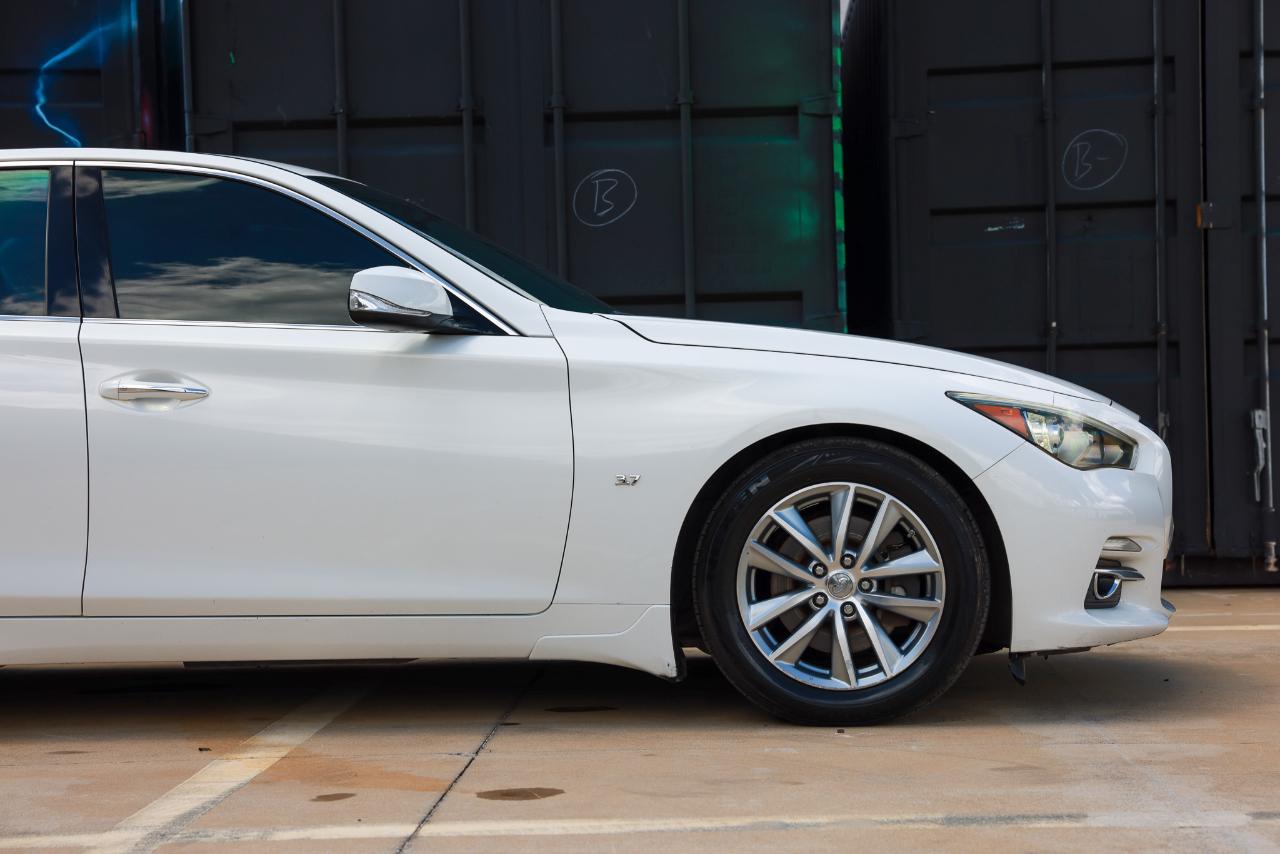 Infiniti Q50 Premium 2014