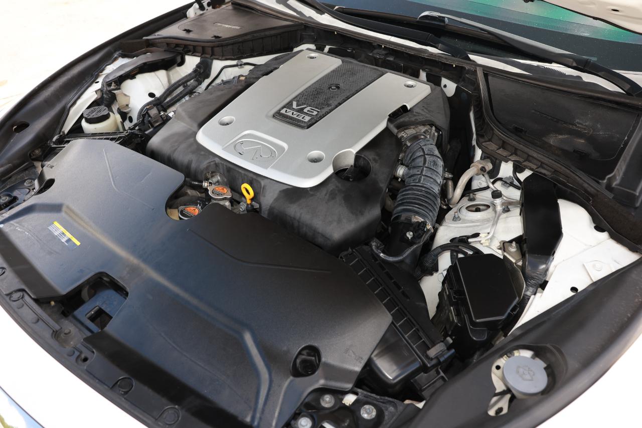 Infiniti Q50 Premium 2014