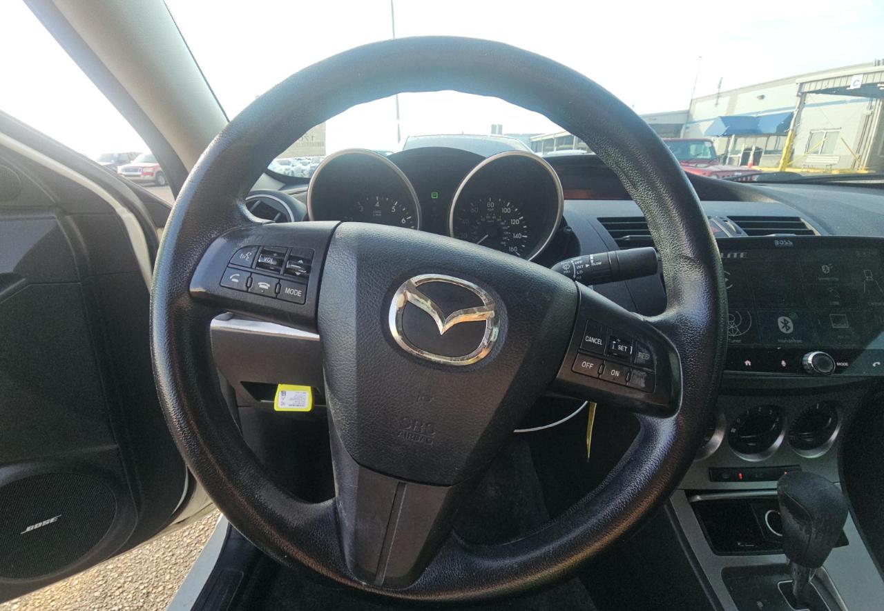 Mazda MAZDA3  2011