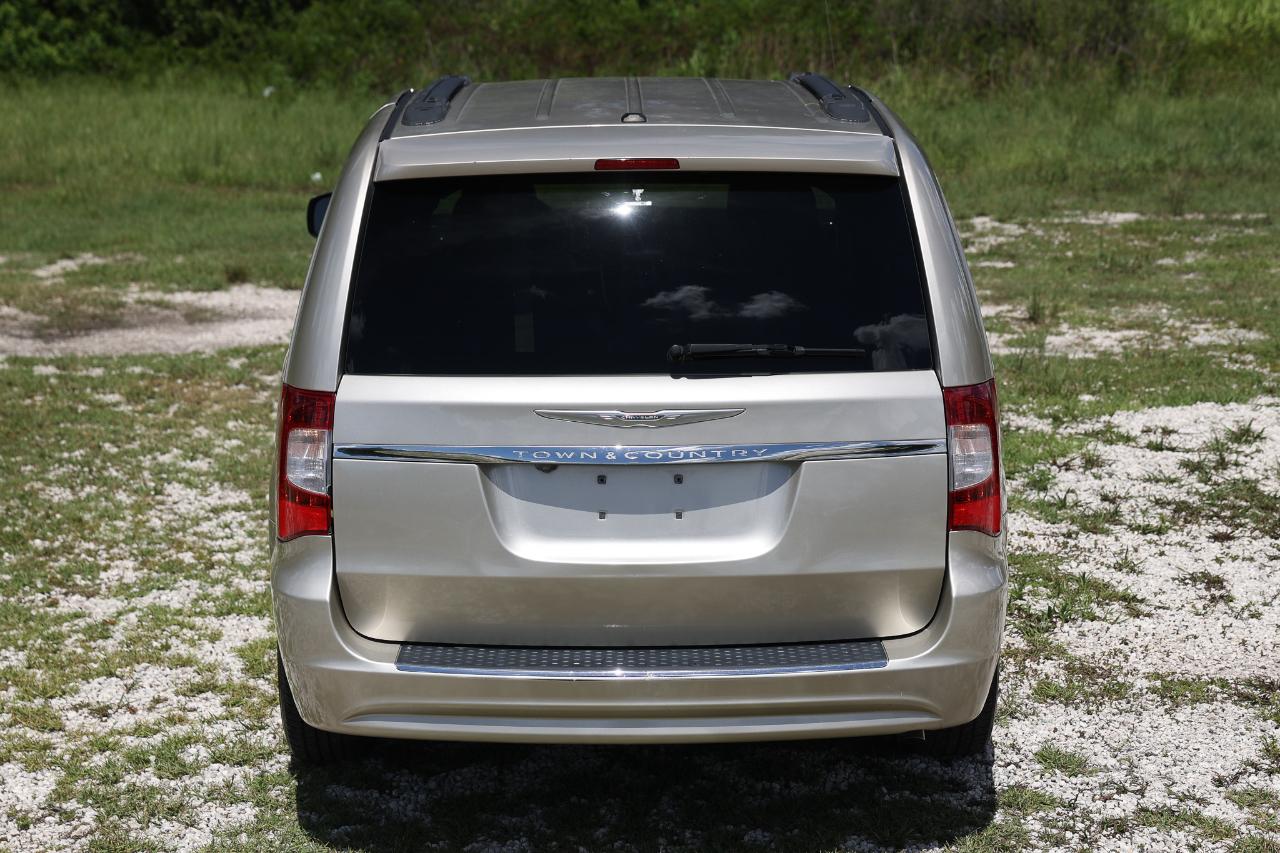 Chrysler Town & Country  2013