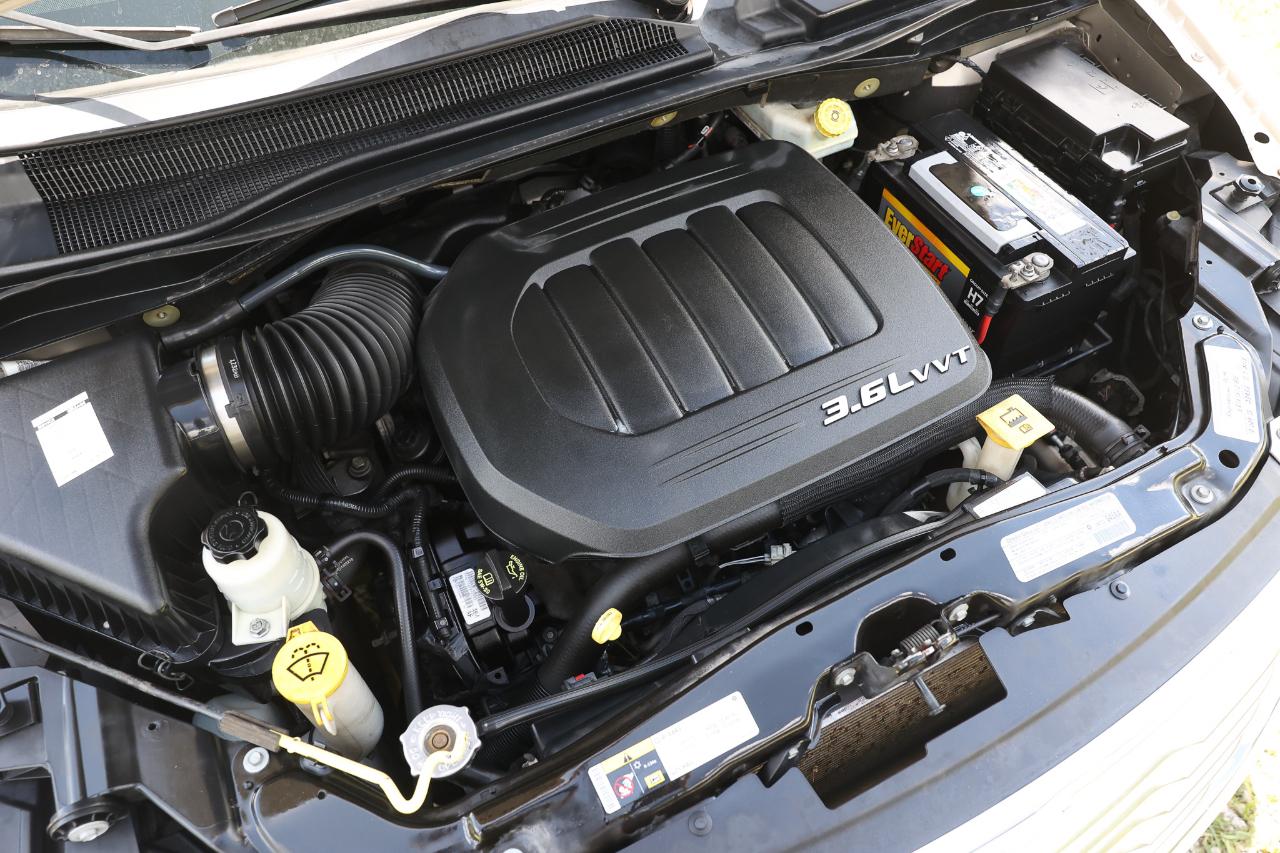 Chrysler Town & Country  2013