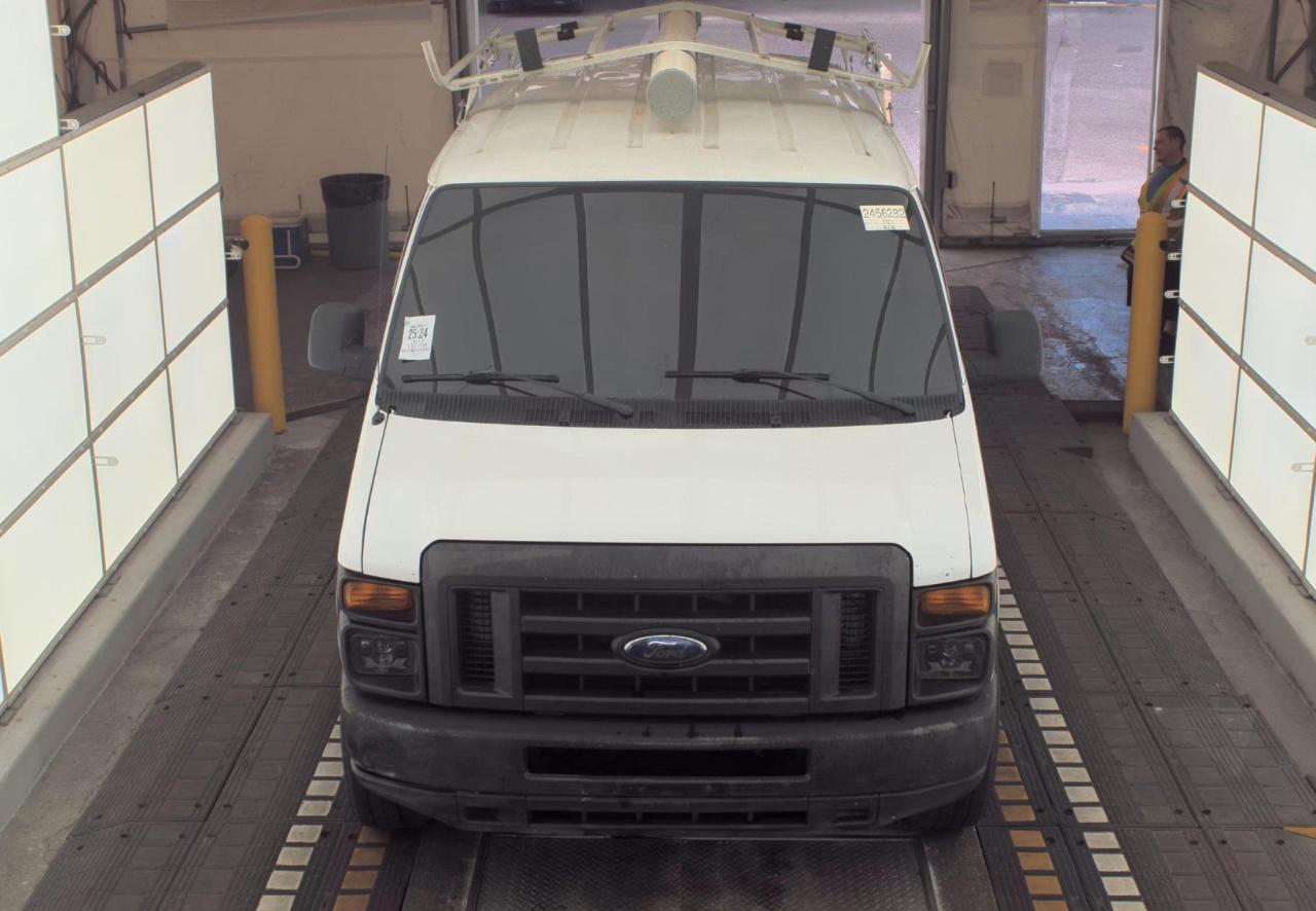 Ford Econoline Cargo Van  2013