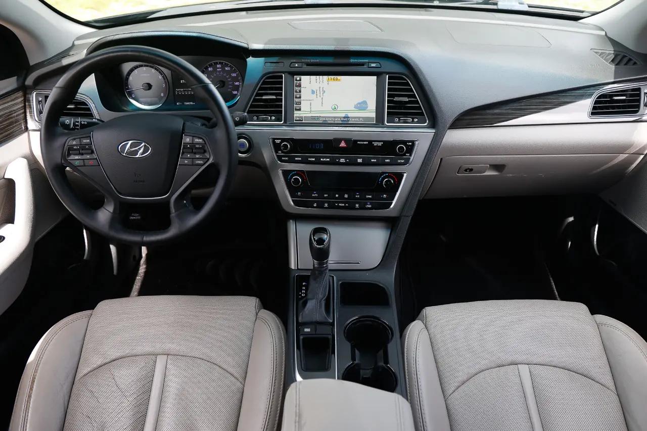 Hyundai Sonata  2015