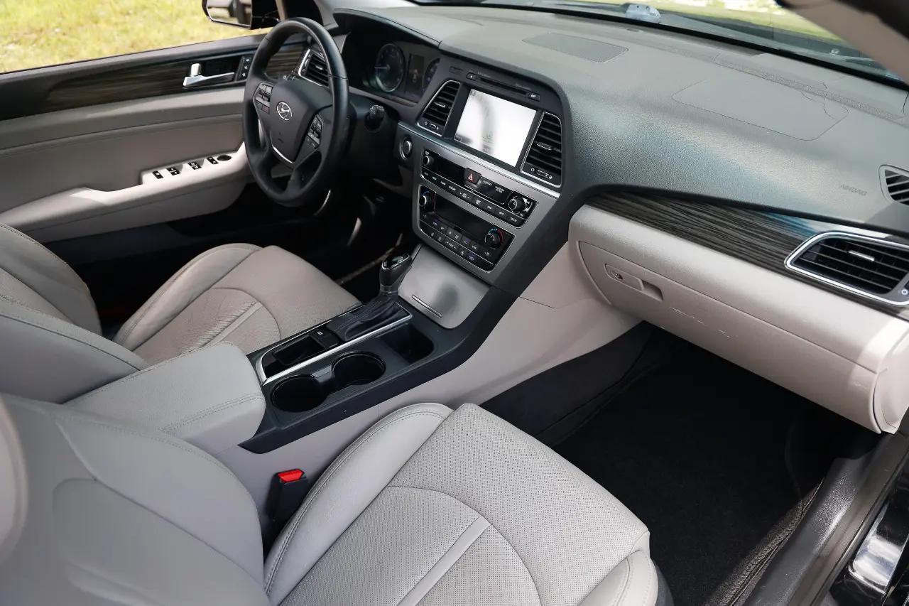Hyundai Sonata  2015