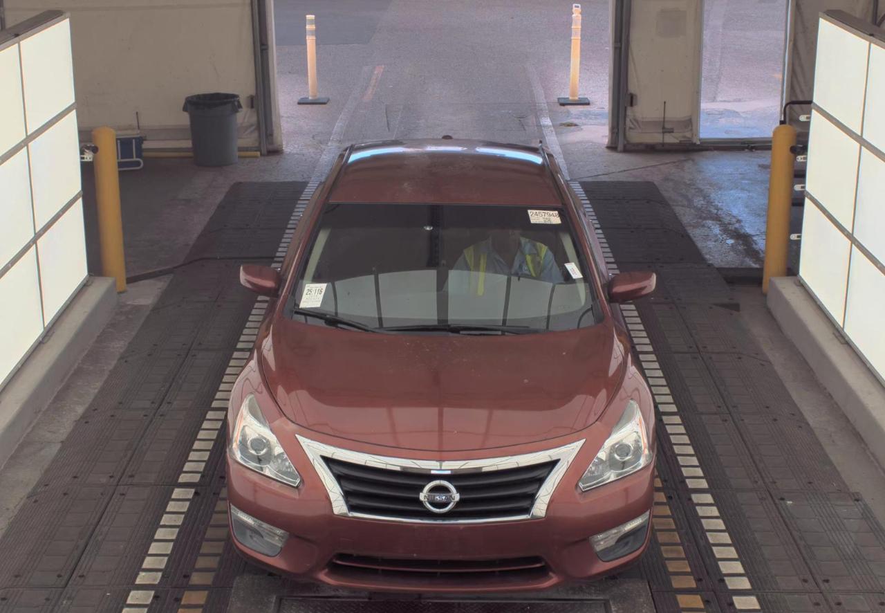 Nissan Altima  2014