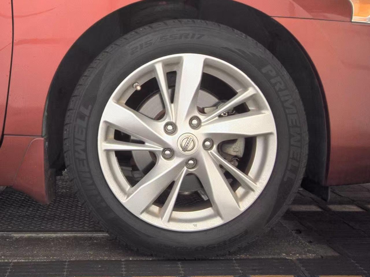 Nissan Altima  2014