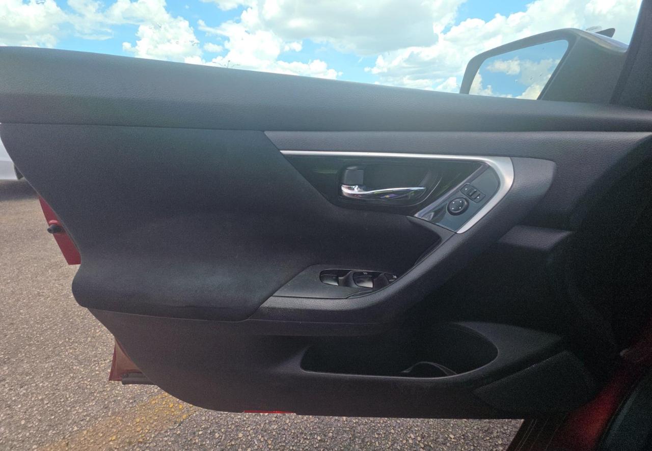 Nissan Altima  2014