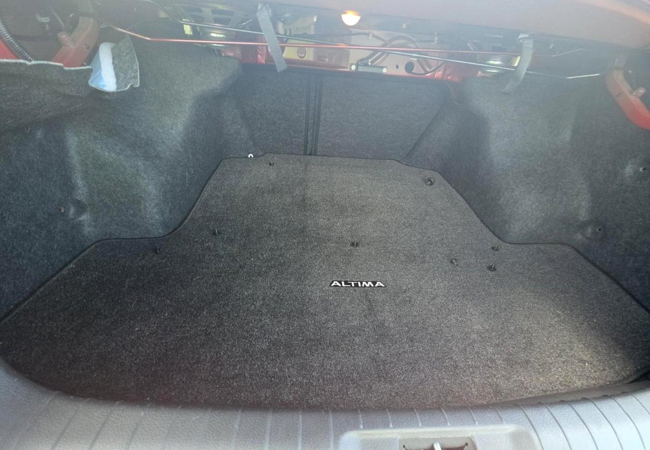 Nissan Altima  2014
