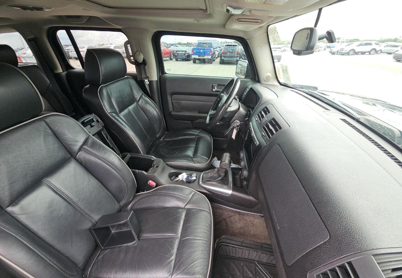 HUMMER H3 SUV  2010