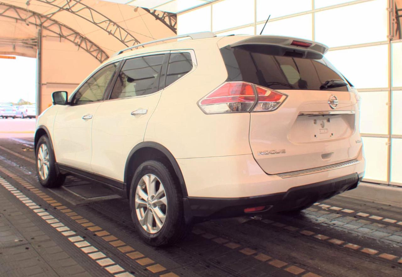 Nissan Rogue  2015