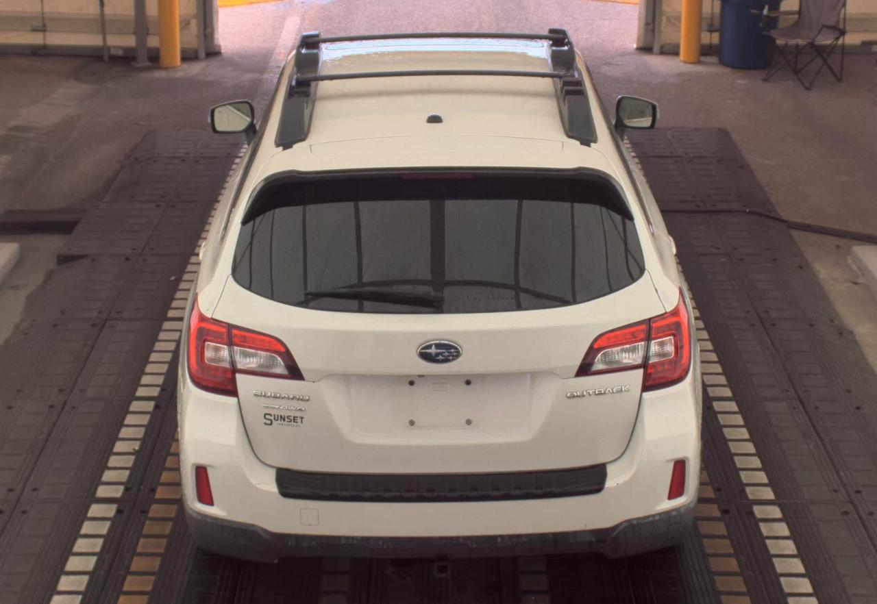 Subaru Outback  2015
