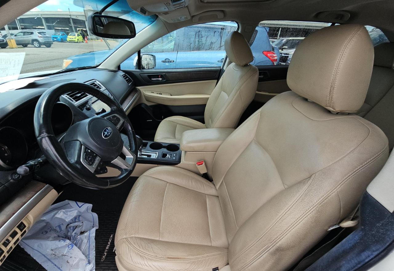 Subaru Outback  2015