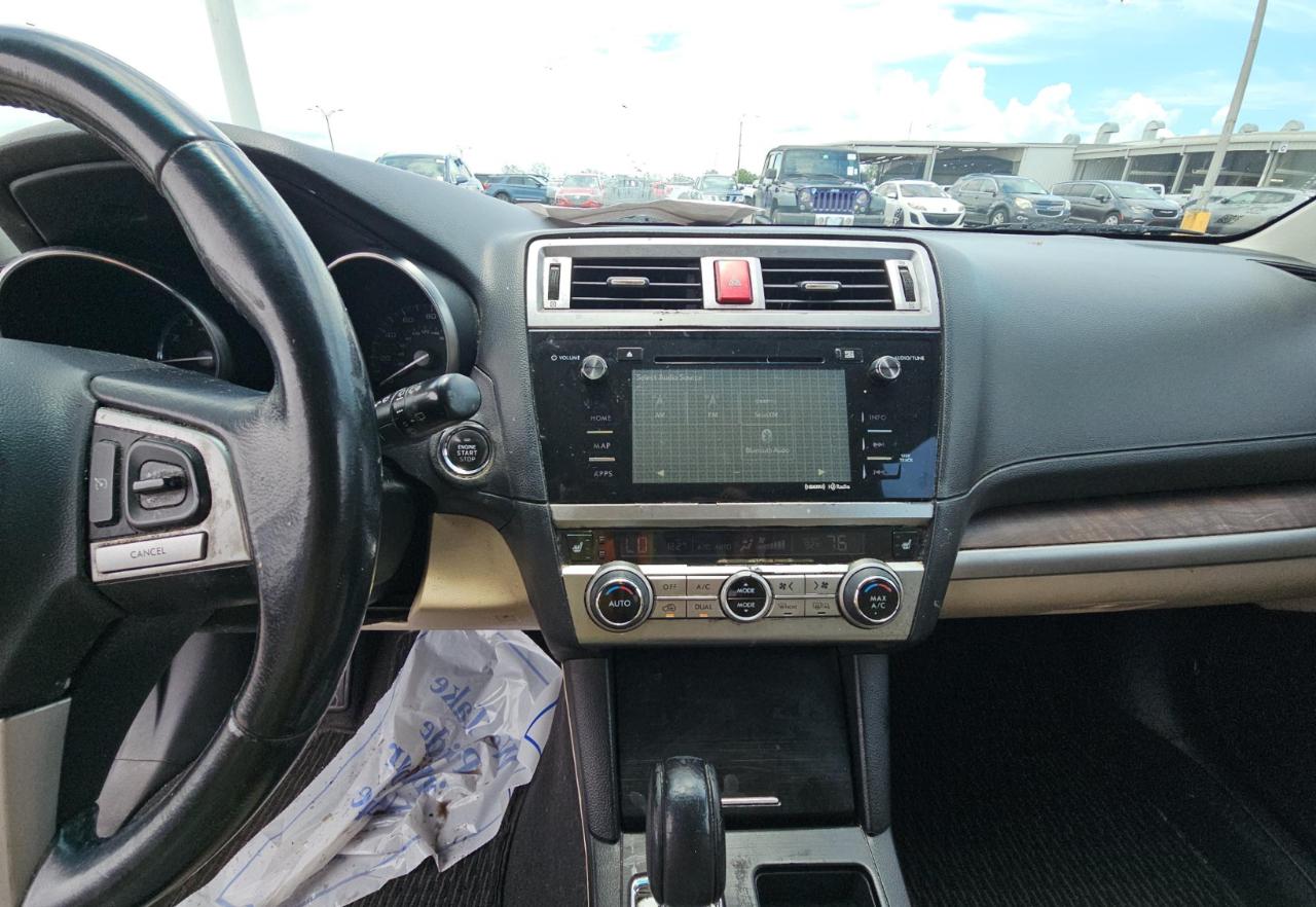 Subaru Outback  2015