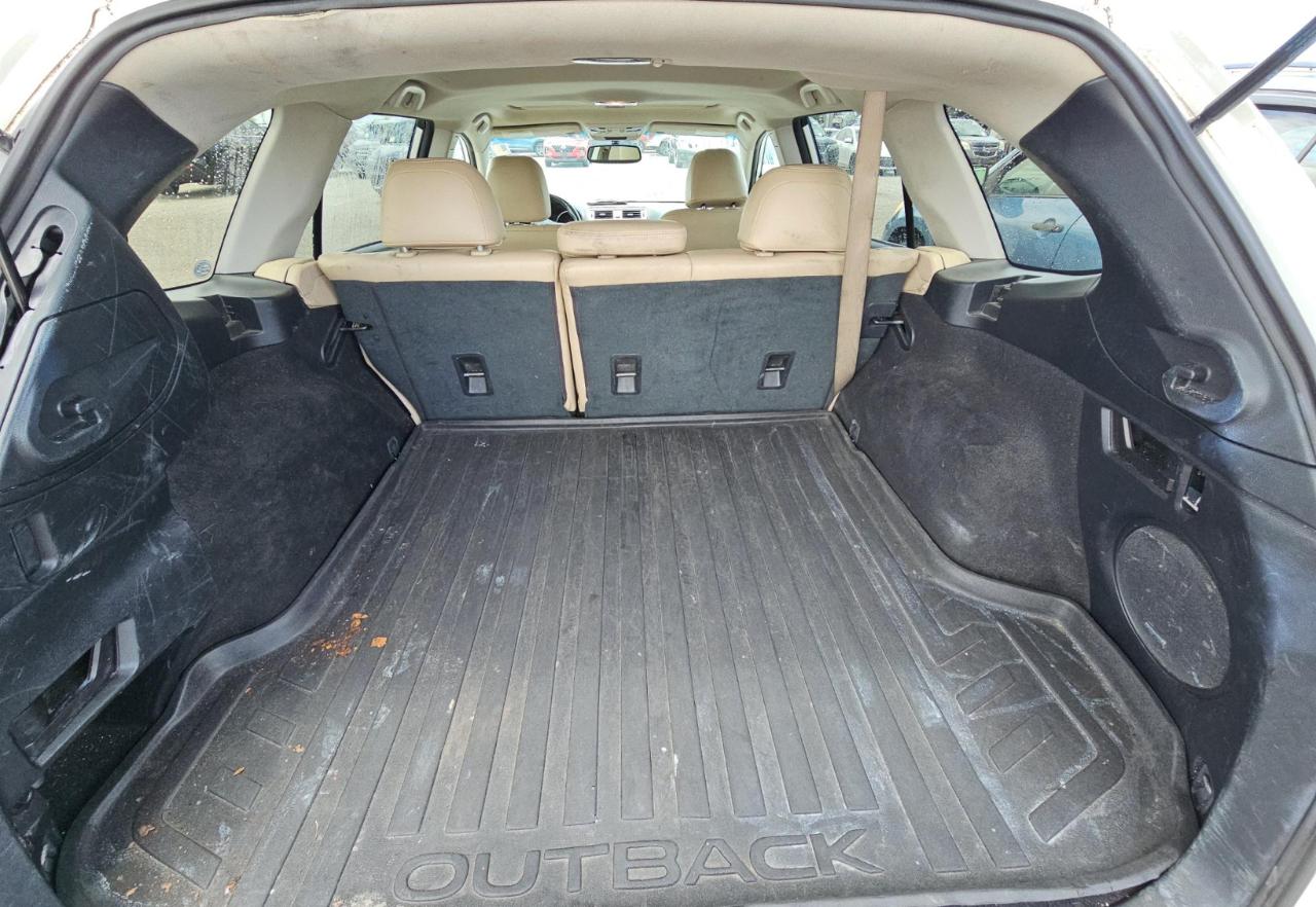 Subaru Outback  2015