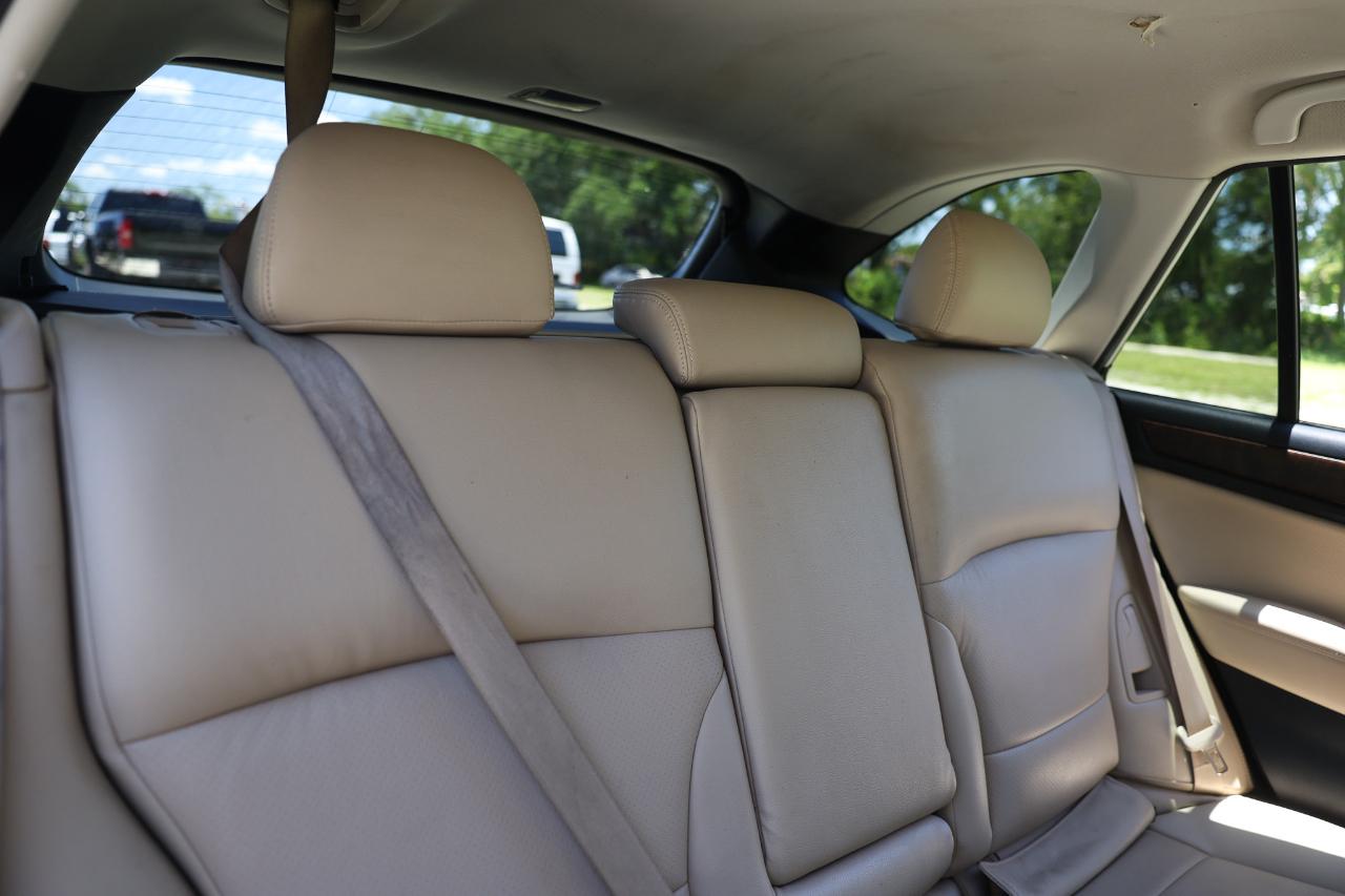 Subaru Outback  2015