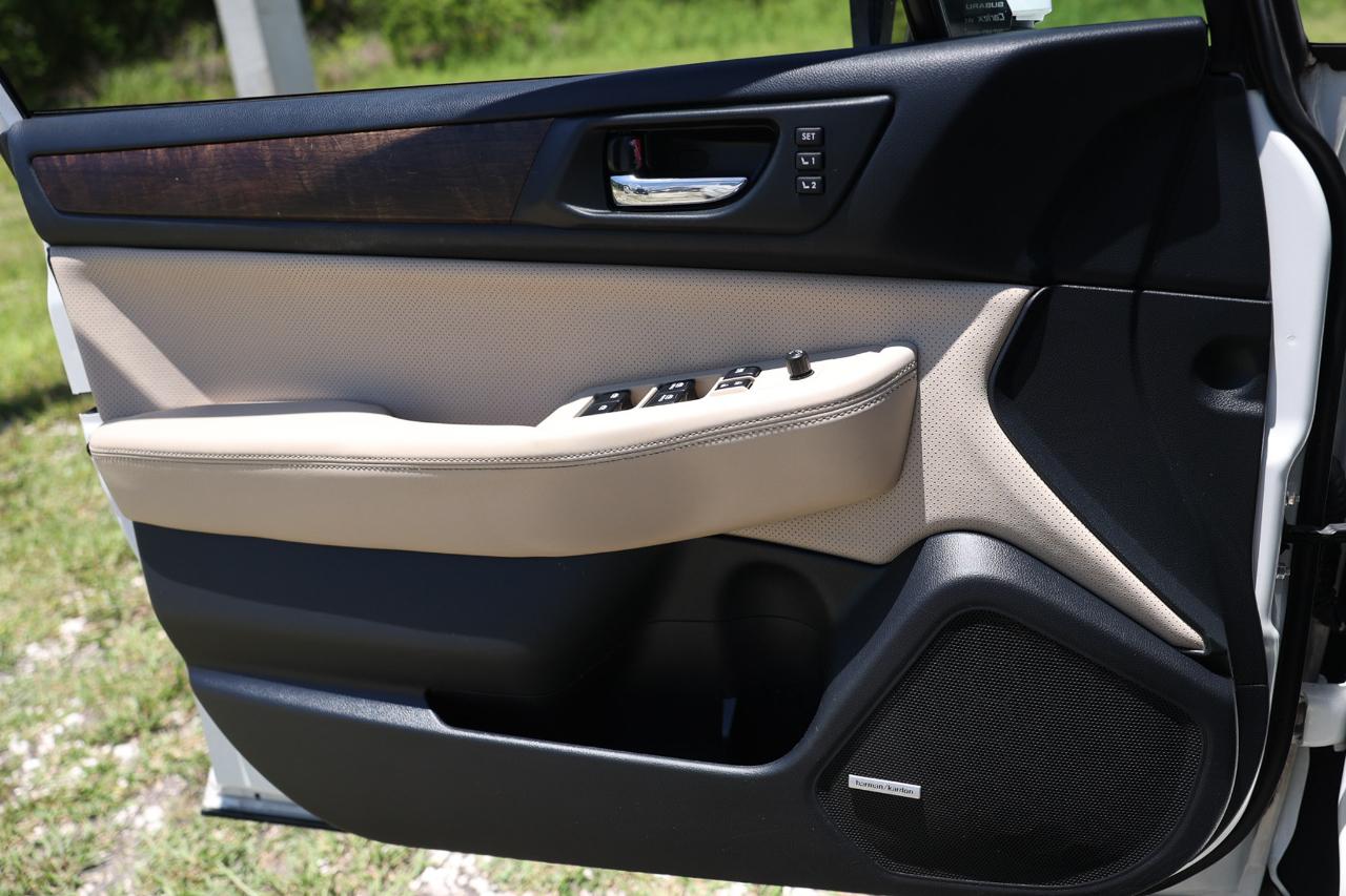Subaru Outback  2015