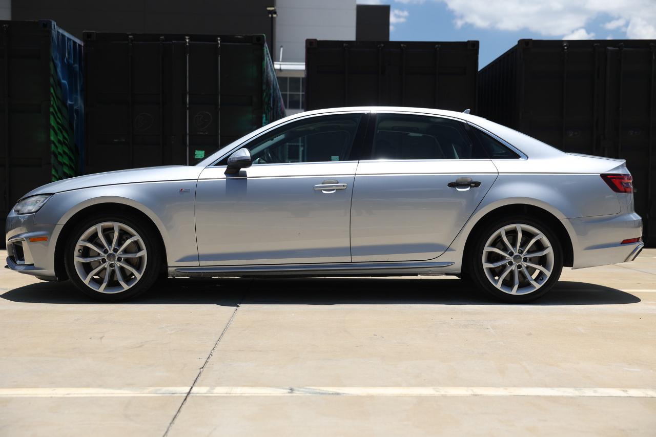 Audi A4  2019