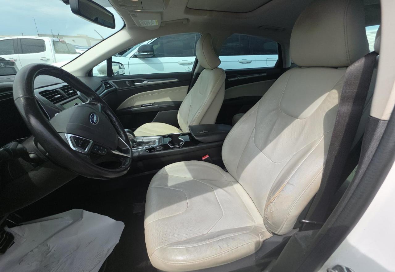 Ford Fusion  2016