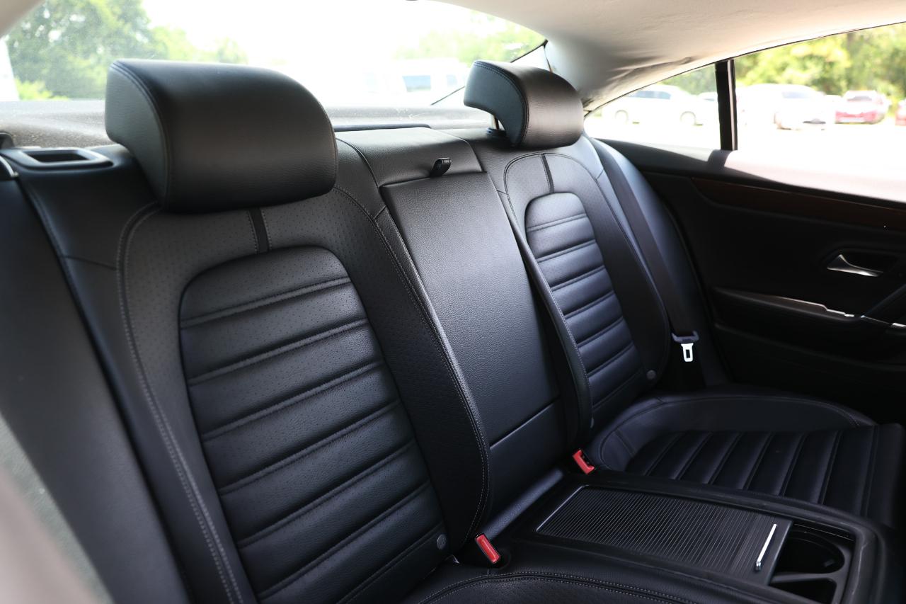 Volkswagen CC  2012
