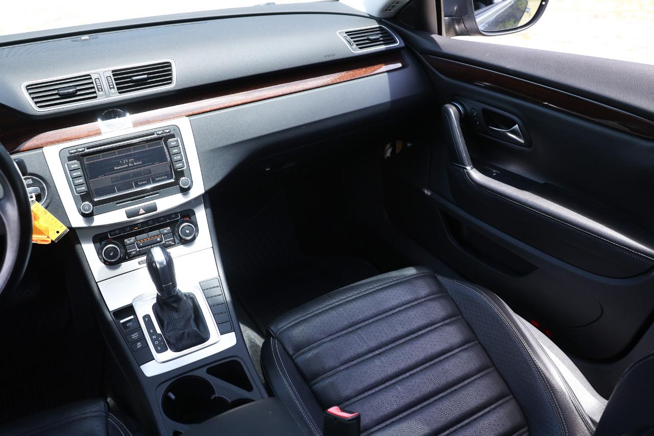 Volkswagen CC  2012