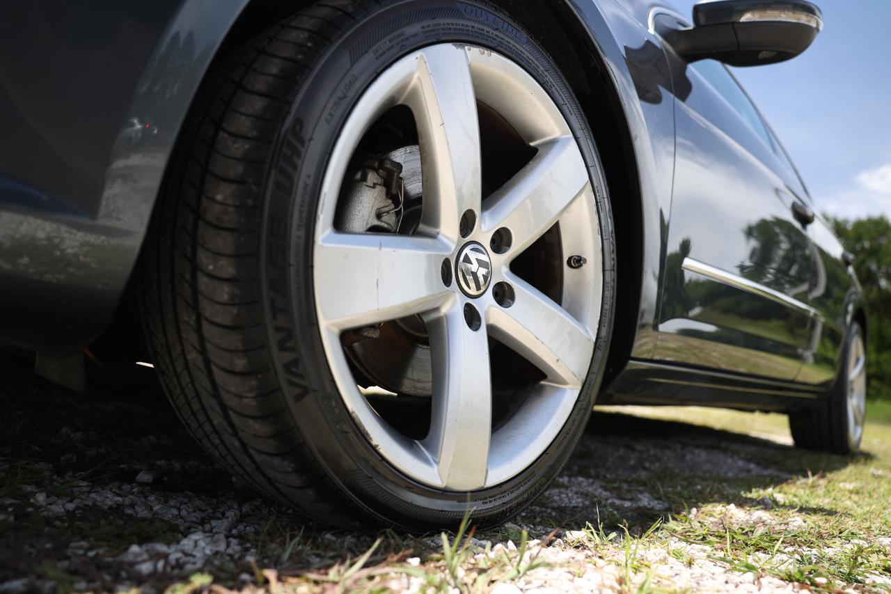 Volkswagen CC  2012