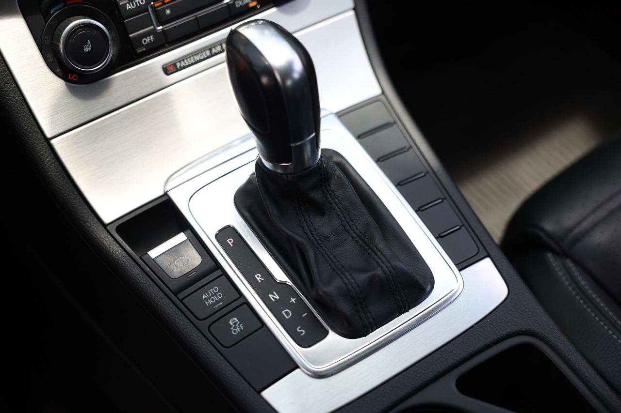 Volkswagen CC  2012