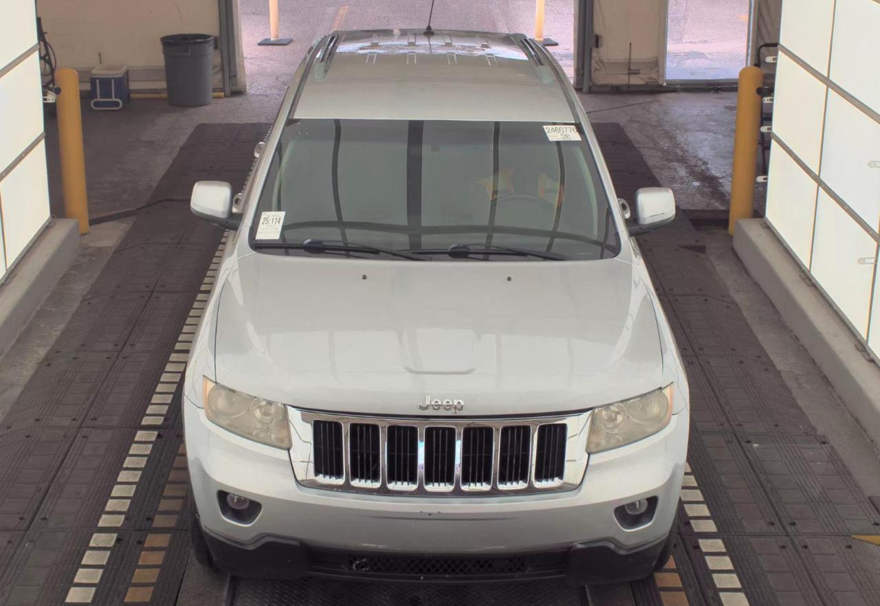 Jeep Grand Cherokee  2012