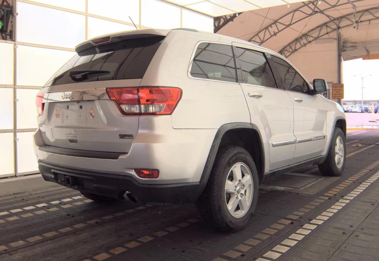 Jeep Grand Cherokee  2012